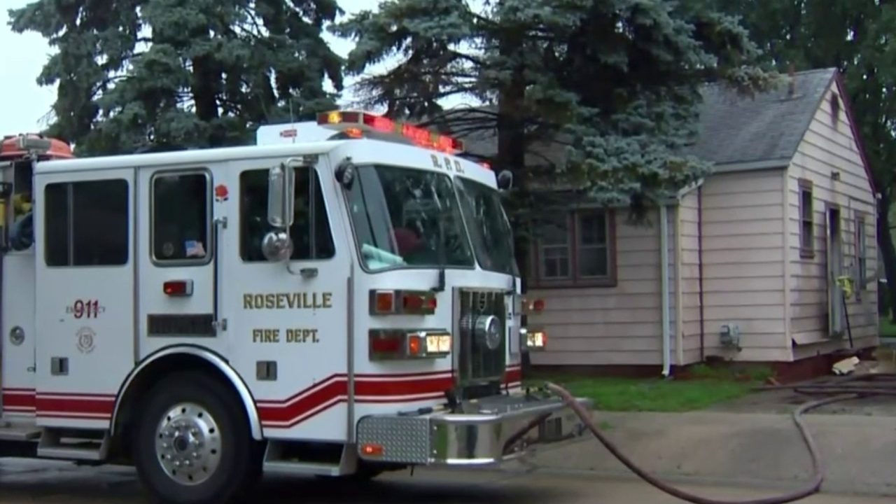 House fire in Roseville kills 1, injures another